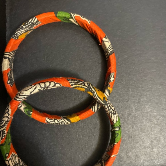 Fabric wrapped bracelets - Picture 3 of 4
